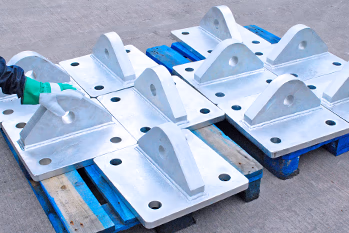 advanced welding of special heavy duty brackets bracketry