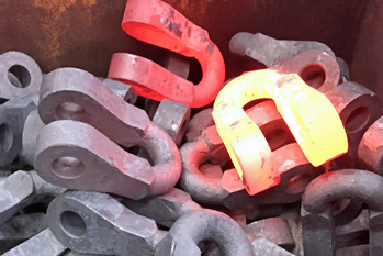 hot formed bespoke custom shackles by Brooks Forgings