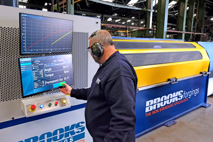 The system is fully programmable to execute multiple test phases, varying twist angles and velocities, and complete duty cycle sessions.
